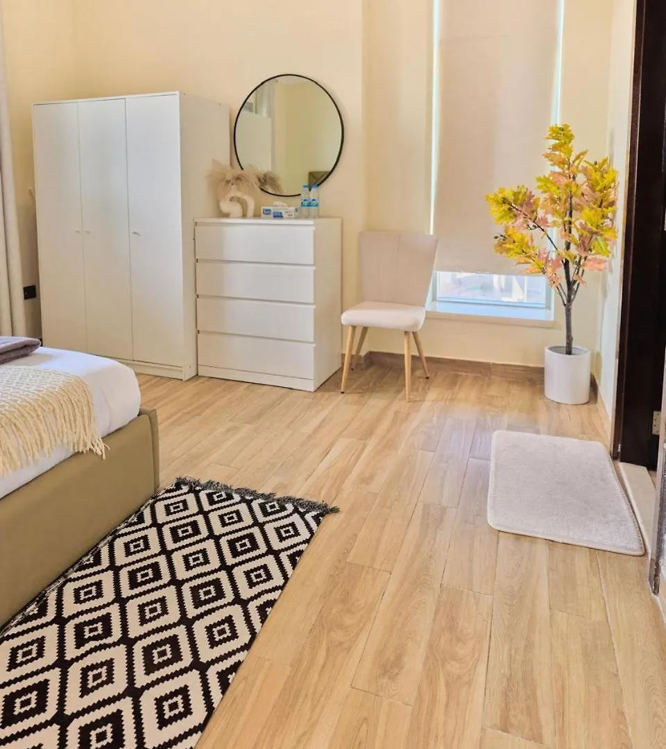 Dubai Marina, One Bed Room Apartment With Full Marina View